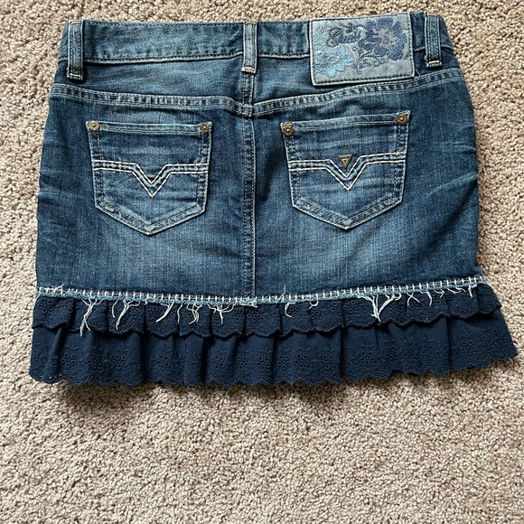 Guess Jean Mini-Skirt, Size 24, Like New Great Condition - Picture 3 of 5
